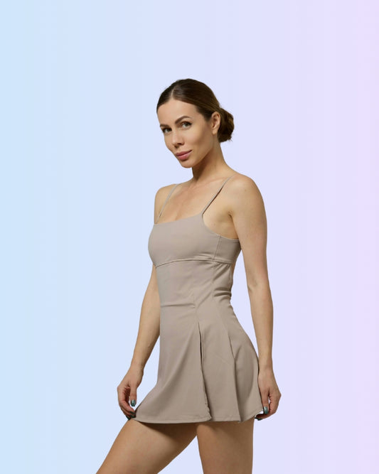 Tennis dress with an open back